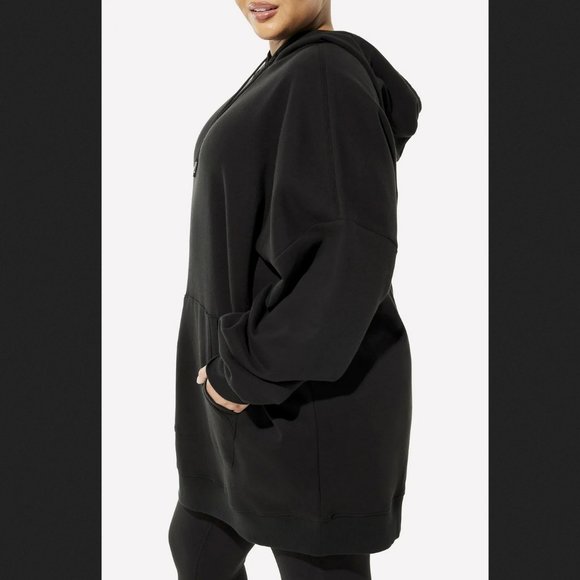 NWT! Sold Out Yitty By Lizzo XXL/1X Black Sweatshirt from Fabletics - Picture 2 of 6